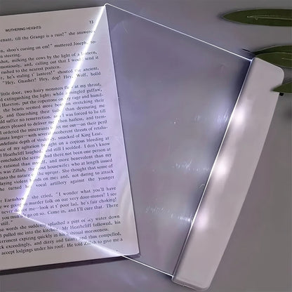 ✨ GlowRead™ – La lampe LED ultra-fine qui transforme chaque lecture en moment de confort